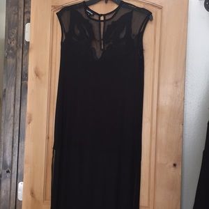 Top with embroidery, long to the calf area